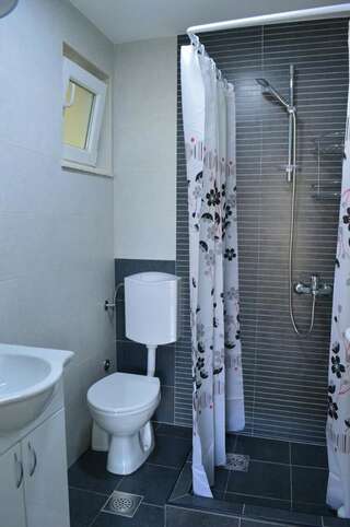 Апартаменты Dajkovic Apartmani Бар Номер-студио-9